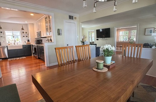 Historic Old Northeast House | St Pete Historic Old NE Walkable Paradise - 2 bonus rooms!