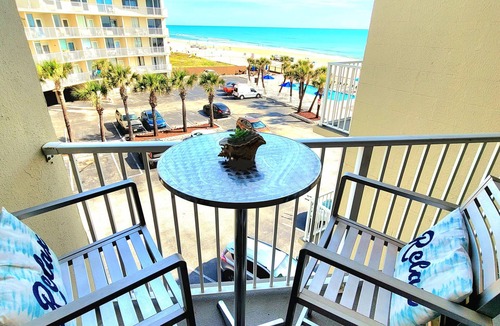 Bostwick Park Condo | Starfish Wishes-Ocean View Daytona Beach, beach chairs and umbrella provided!