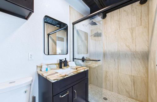 Port Canaveral Hotel | Stay, Park & Cruise! Modern Loft by Port -Unit 200