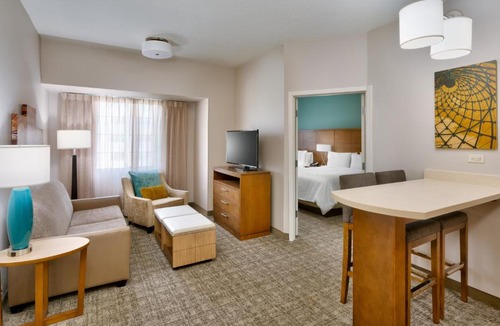 Gainesville Hotel | Staybridge Suites - Gainesville I-75 by IHG
