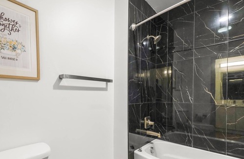 Charlotte Center City Condo | StaysByWalker Uptown 3BR w/King Beds! Gym/Parking