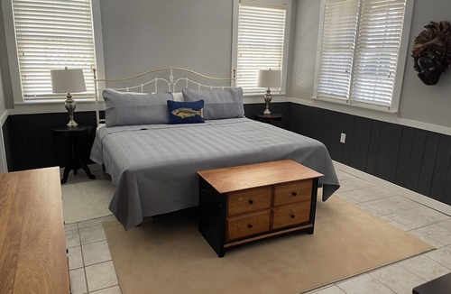 Steinhatchee Resort | Steinhatchee Landing Resort-River House A #17-Waterfront-*THIRD NIGHT FREE*