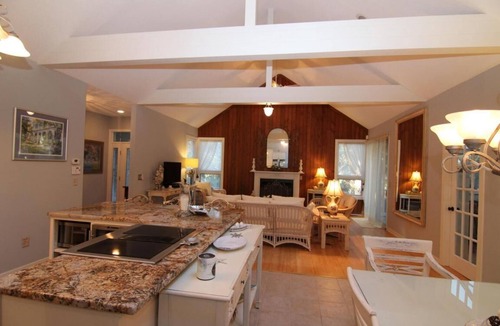 Vanderhorst Plantation House | Steps away from the beach on Kiawah Island