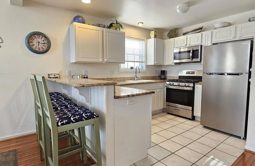Wildwood House | STEPS FROM BOARDWALK: 5 Bedroom, 3 Bath Home in Wildwood. Perfect for Families!