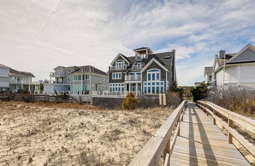 Bethany Beach Cottage | Steps to Shore: Spacious Bethany Beach Retreat