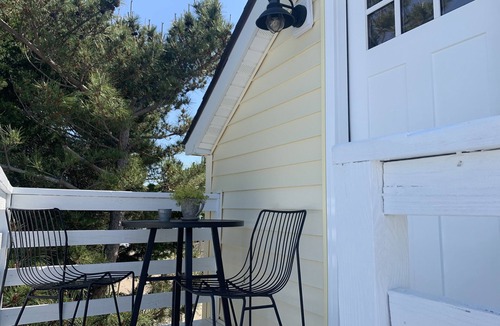 Stone Harbor Condo | Stone Harbor 1-Bedroom Condo.Steps from 96th St & the Beach! w/L2 EV Charger