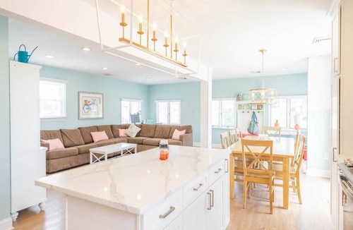 Stone Harbor House | Stone Harbor/Avalon Getaway! One block from beach!