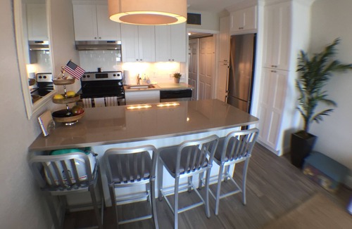 Stone Harbor Condo | Stone Harbor Bayfront with Sunset views, Walk to Beach+Town, Balcony & Parking!