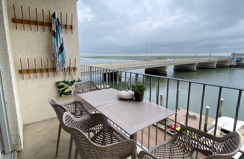 Stone Harbor Condo | Stone Harbor Bayfront with Sunset views, Walk to Beach+Town, Balcony & Parking!