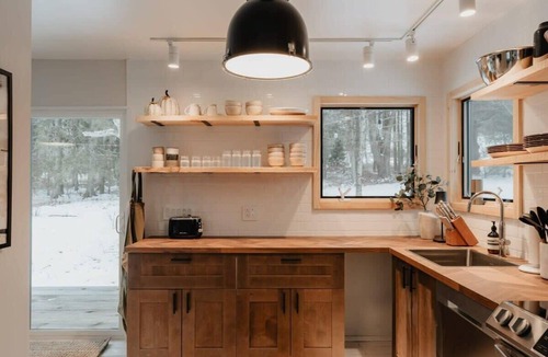 Town of Delaware House | Stonebridge Hideaway - Enchanting 3 Bedroom Cabin