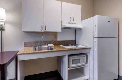 Fishkill Hotel | Studio 6 Extended Stay Fishkill Westage Center NY