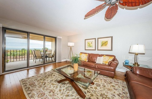 Belle Vista Condo | Stunning 2+ St. Pete Beach condo directly on the sand.