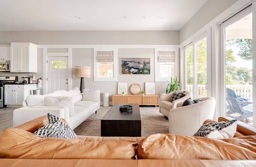 Hopatcong House | STUNNING lakefront home w/dock now available for monthly rental! Pet friendly!