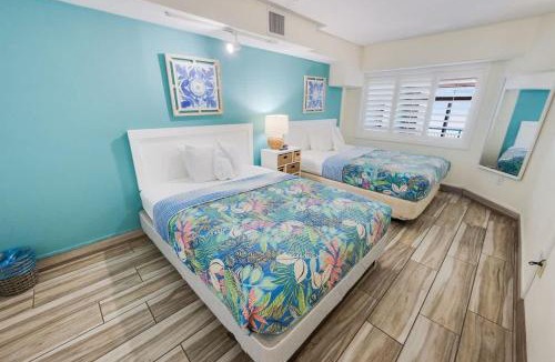 Windy Hill House | Stunning Oceanfront Getaway Luxurious Resort Pools