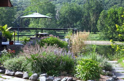 Rowland House | Stunning Riverfront Log Cabin With Spectacular Views