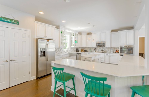 Dodds Addition House | Stunning Spacious Rehoboth Beach House Walk to Dewey or Rehoboth 6BR