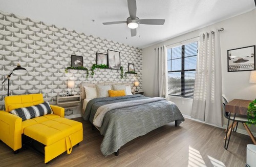 Tampa Apartment | Stylish 2BR Corporate Stay Pool Balcony #2
