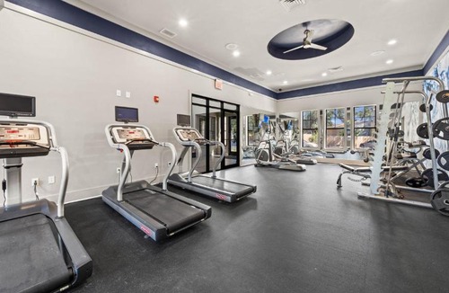 Tampa Apartment | Stylish 2BR Corporate Stay Pool Balcony #2