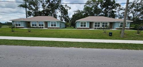 Ocala Apartment | Stylish 2BR in Ocala Near WEC & FAST