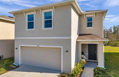Land O' Lakes House | Stylish 4BR/2.5BA Home in Central Odessa—Ideal for Groups!