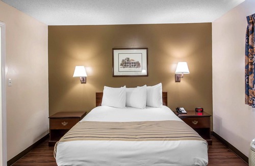 Hermitage Hotel | Suburban Studios