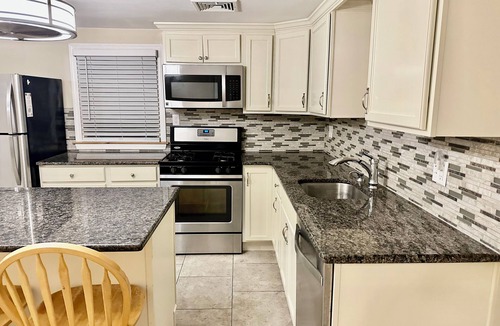 Ortley Beach House | Summer 2026, 3+ BR & 2 Bath. A Family Getaway!