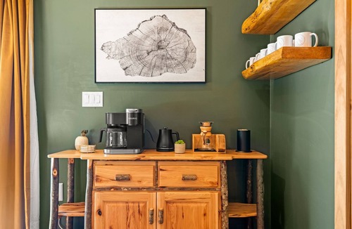 Blakeslee Cabin | Summer Mountain Escape/Hot Tub/Sauna/Firepit/Beach Access