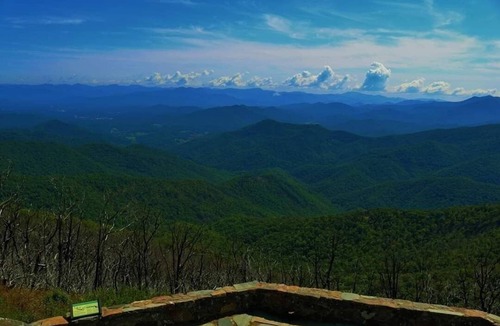 Kyle Cabin | SUMMER RATES are GREAT! Boating, Fishing,Rafting, and Hiking at your fingertips