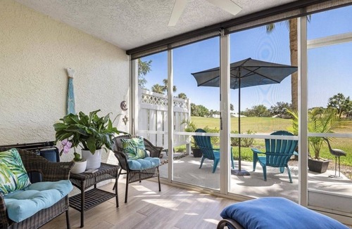 Plantation Condo | SUMMER SALE! Remodeled PGA Golf & Country Club condo on 10th hole!