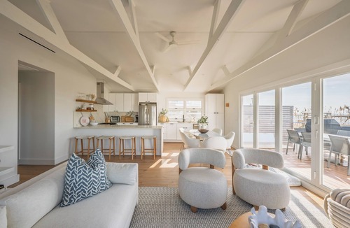 West Hampton Dunes House | Summersweet On The Bay Westhampton Waterfront