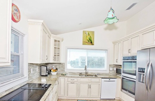 Vilano Beach House | Sundance LUXURY beach HOUSE, WHOLE HOUSE on OCEAN. 93 5 star reviews