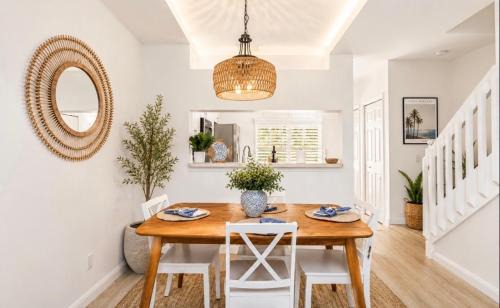 Sabal Harbour House | Sunny Getaway Near Anna Maria, IMG & LWR, Benderson Park
