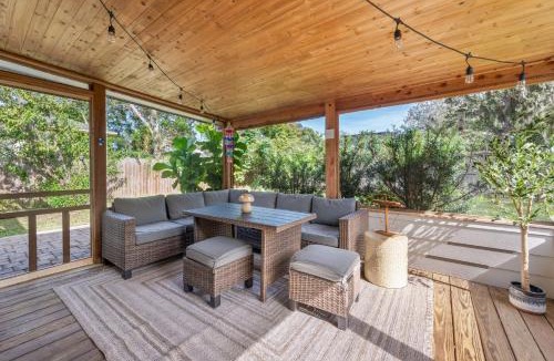 St. Augustine House | Sunny Retreat Near Downtown & Beaches