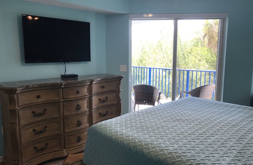 New Smyrna Beach Condo | Sunny, Salty and Sandy: Oceanwalk Resort 16-204