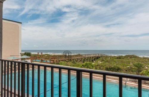 Crescent Beach Apartment | Sunny Side Up! - Direct OCEANFRONT Condo - End Unit - Crescent Beach, Saint Augustine Florida