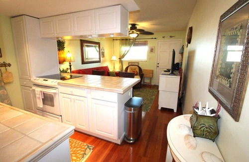Sunset Beach Condo | Sunset Cove: One-Bedroom in Treasure Island, Short