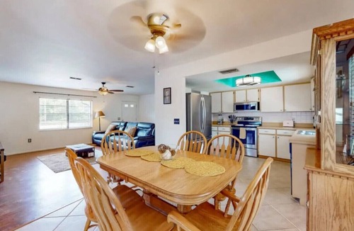 Homosassa House | Sunset Oasis (Homosassa Springs)