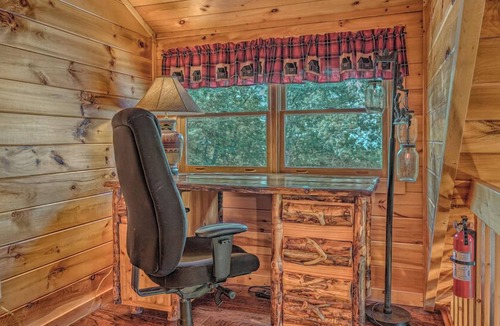 Mineral Bluff Cabin | Sunset Ridge Chalet - Views, Outdoor Living, and more!
