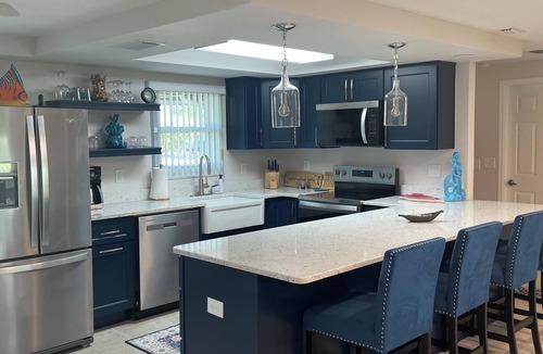 Gulf Harbors House | Sunset Serenity Retreat: Coastal Elegance with Poolside Bliss