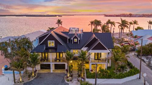 Bradenton Beach House | Sunset Sunrise