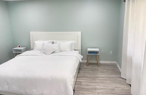 Tarpon Springs House | Sunshine Home