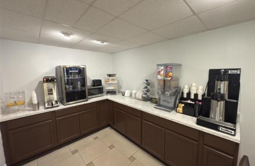 Northside Cabin | SureStay by Best Western Jacksonville Airport