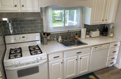 Bayview Bed & Breakfast | Surf Condominiums - Downtown Bethany