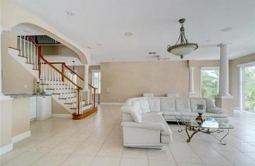Carlouel House | Sweet Escape - Monthly Beach Rental