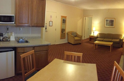 Bancroft Hotel | Sword Motor Inn