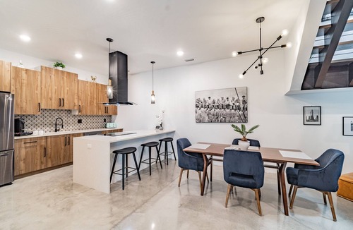 Tampa Heights House | Tampa's LuxuryVIP Rooftop Townhome
