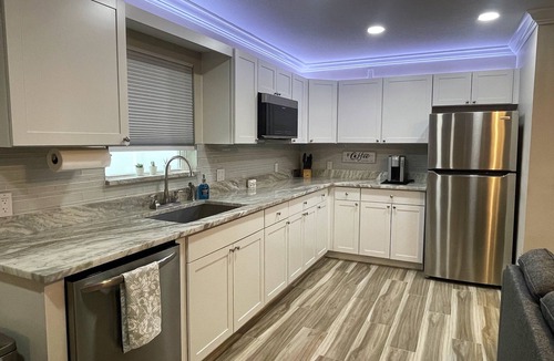 Carrollwood House | Tampa Super Suite