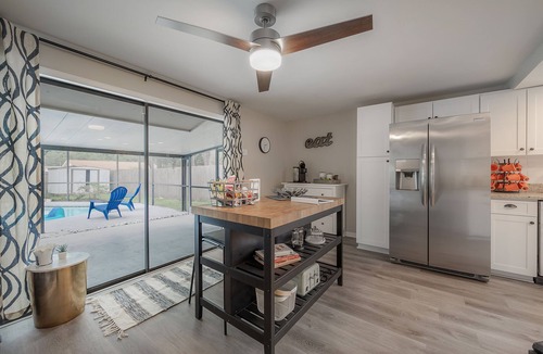 Bearss Plaza House | Tampa Zen Escape Heated Pool + Family Oasis with Rhinoceros views!