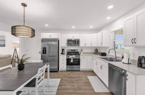 Candler House | The Blue Door Cottage at The Villages