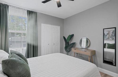 Lincolnville Apartment | The Cedar Loft B - Team Joseph Ellen